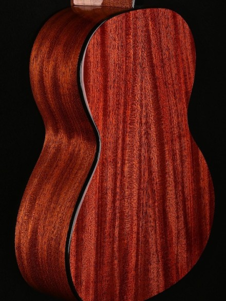 ALL SOLID MAHOGANY TENOR UKE W /SHADOWBURST TOP