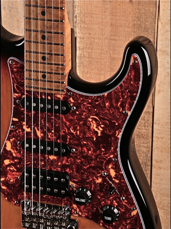 限定セール！ Suhr Guitars Core Line Series Classic S SSH (3 Tone